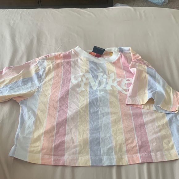 Activewear retro top . Excellent condition . Washed never worn. - Picture 1 of 1